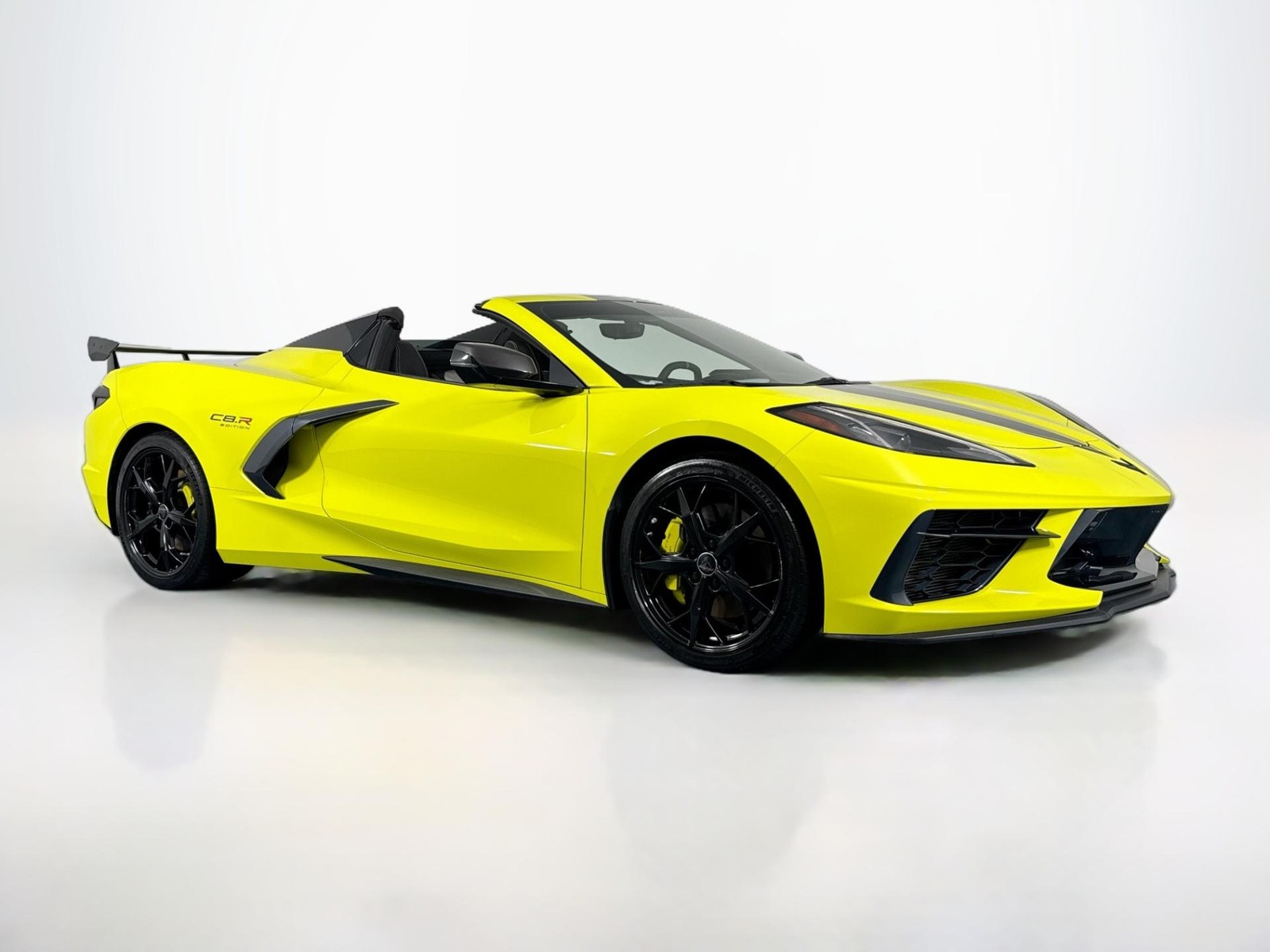 2022 Accelerate Yellow Metallic Chevrolet Corvette   | C8 Corvette Photo 3