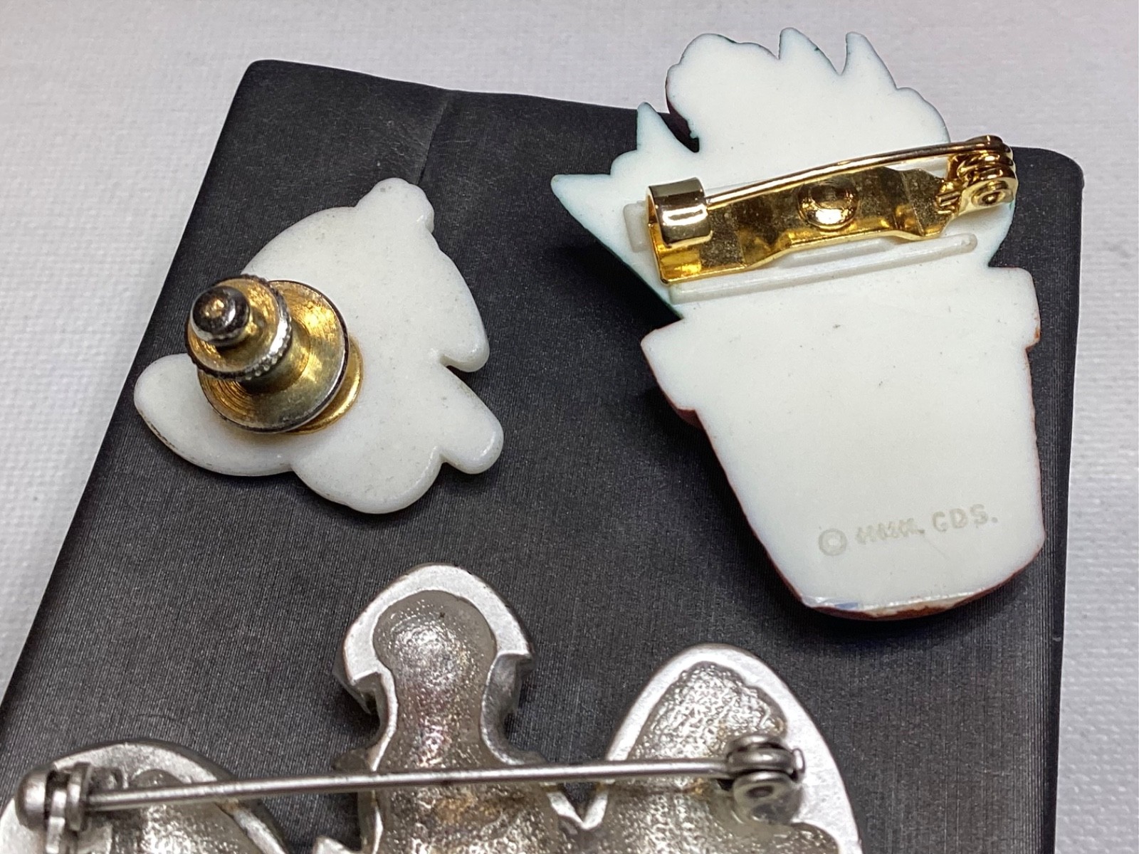 EASTER HOLIDAY SPRING CHICKS DANGLE EGGS BUNNY PI… - image 6