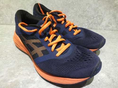 asics roadhawk trainers