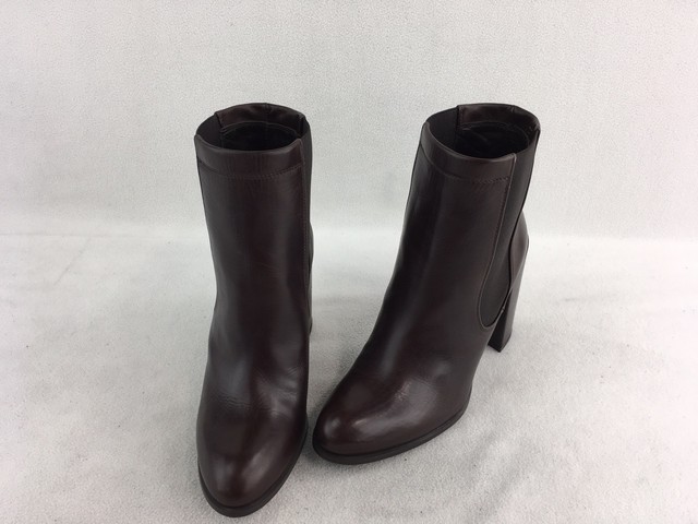 stuart weitzman sidemover bootie