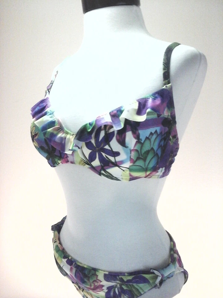 BECCA Bikini 2 Piece Purple Green Floral Underwire Bra Reversible Bottom L $132 - Image 3 of 4