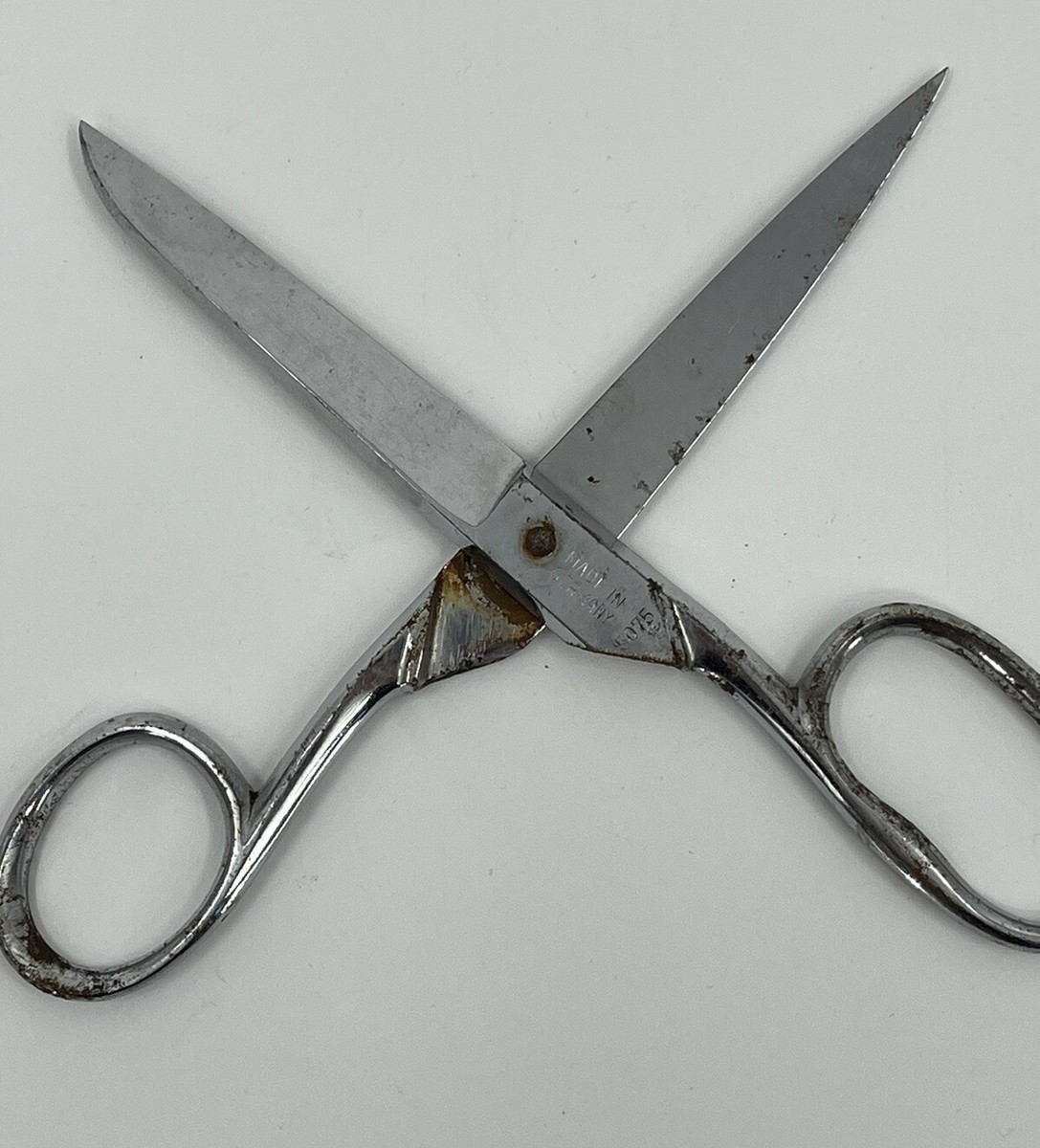 Vintage Solingen Germany Scissors Shears Bull Logo 5075
