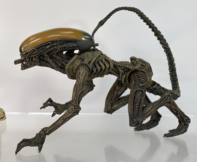Alien 3 Dog Alien フィギュア Alien 3 - Dog Alien (Video Game) - 7in Action Figure