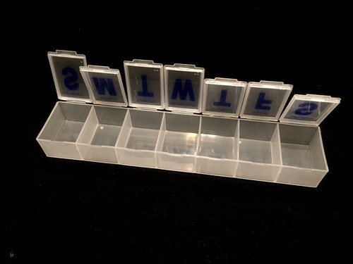 Jumbo Large Weekly Medicine Pill Box Container Organiser Clear Plastic 7 days - Picture 8 of 13