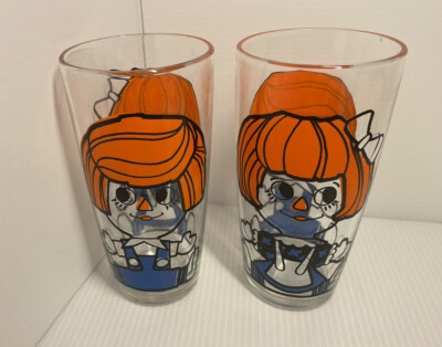 Vintage Raggedy Ann And Andy Drinking Glass Mary Jane set of two great condition