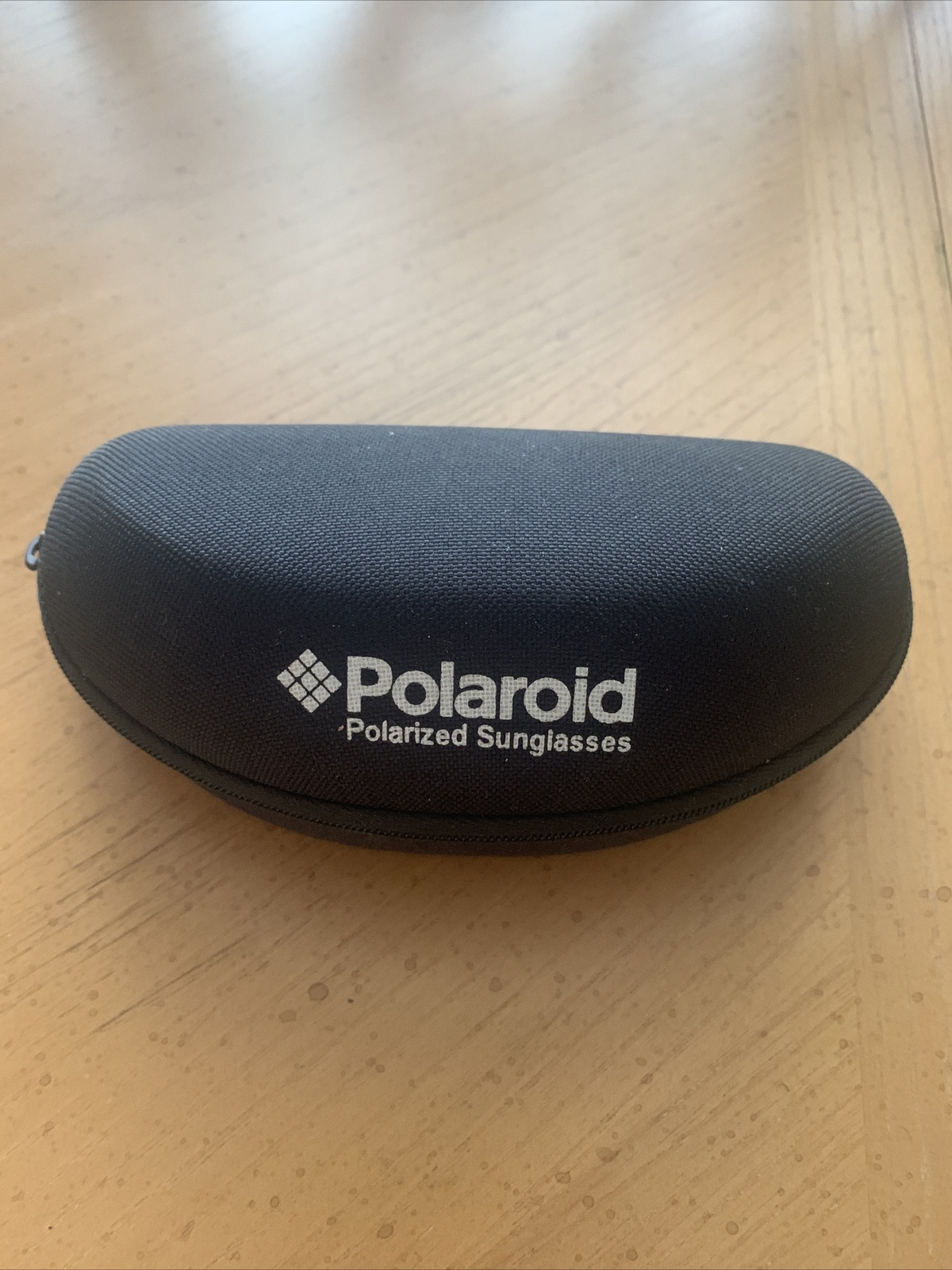 Polaroid Black Glasses Sunglasses Hard Case ClamShell Polarized Eyewear