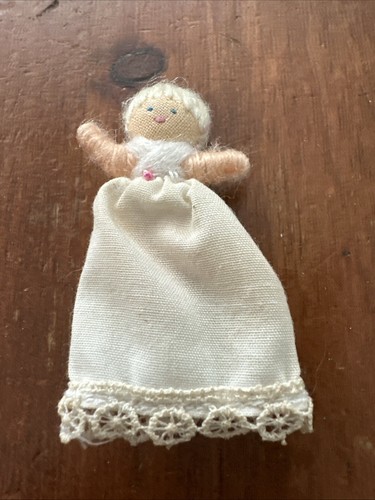 Halfpenny Wire Wrapped DOLLHOUSE FAMILY Lot Of 7 Parents Grandparents Kids Baby - Picture 6 of 10