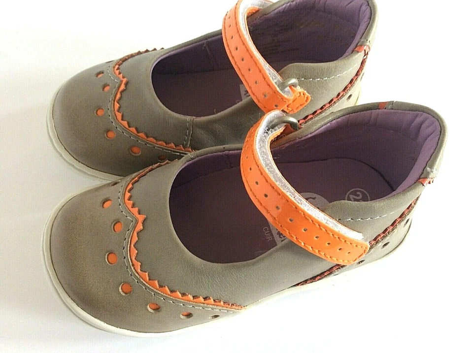 Kickers Gray Leather Mary Jane kids USA 8 - Image 2 of 4