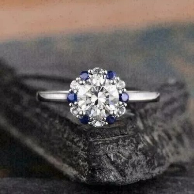 2 kt runder Lab Created Diamant Damen Verlobungsring in 14 K Weißgold vergoldet.
