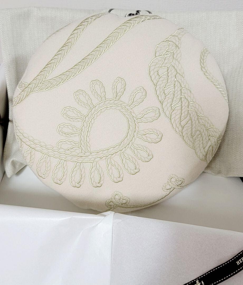 HERMES Saint Honore en Finesse Beret Blancasse Wool Size 58  display picture 3