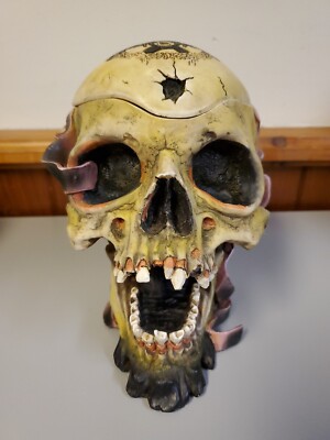 Rare Metallica Skull Ashtray 2002 Spencer Gifts/Giant