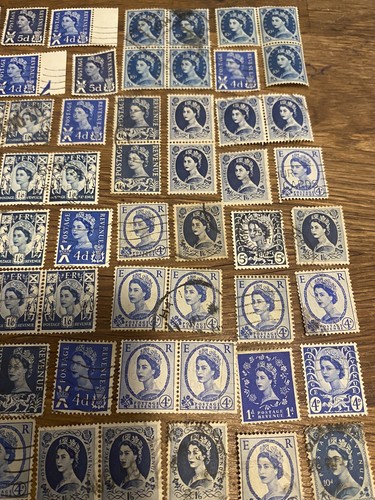 90 VINTAGE BRITISCHE DEFINITIVE BRIEFMARKEN BLAU QUEEN ELIZABETH II sehr gut - Bild 4 von 5