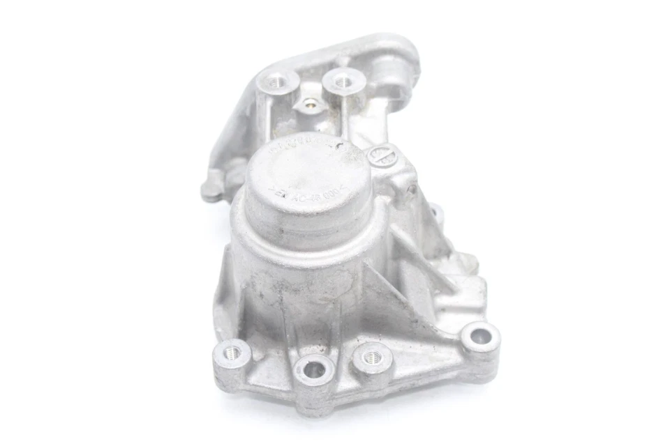 Mercedes-Benz E350 2014 bomba de alta presión y carcasa U0283 Foto 4 de 4