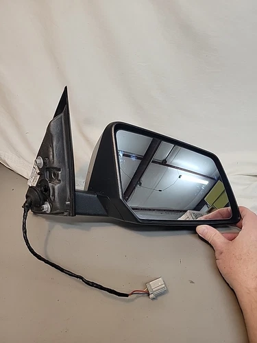 Black Passenger Side View Mirror Fits 09-12 GMC Aacia/Traverse 23453776