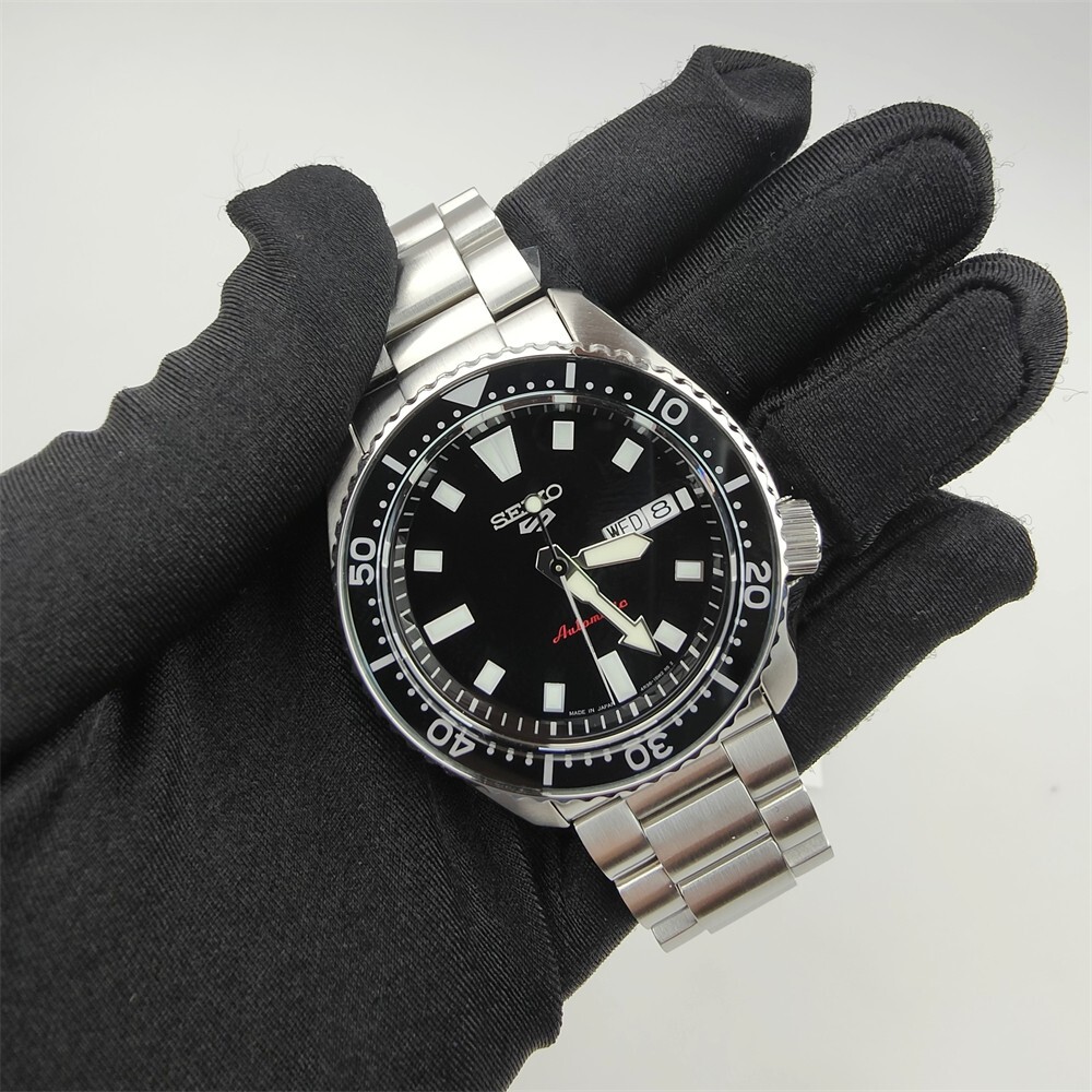 Seiko 5 sports SKX series Mechanical Automatic metal watch SBSA305