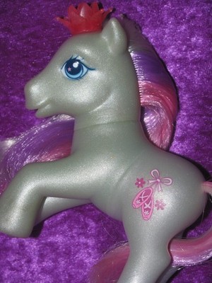 My little Pony - G3 - Loop-de-la Dancing Ponies Twirling Fun 2004