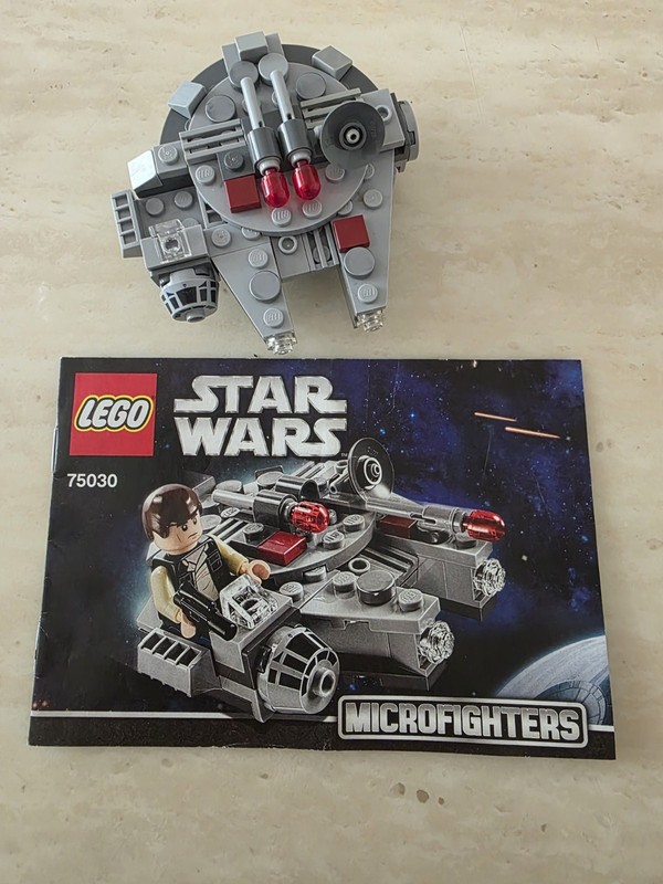 LEGO Star Wars: Millennium Falcon Microfighter (75030)