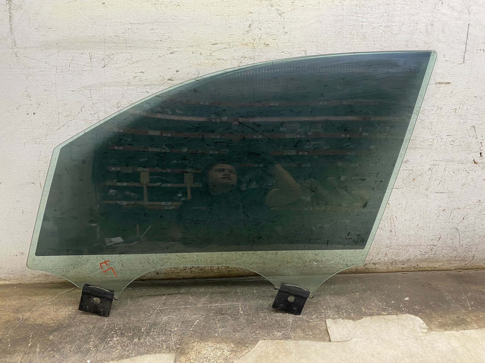 2016-2020 BENTLEY BENTAYGA OEM LH FRONT LEFT DRIVER DOOR GLASS WINDOW
