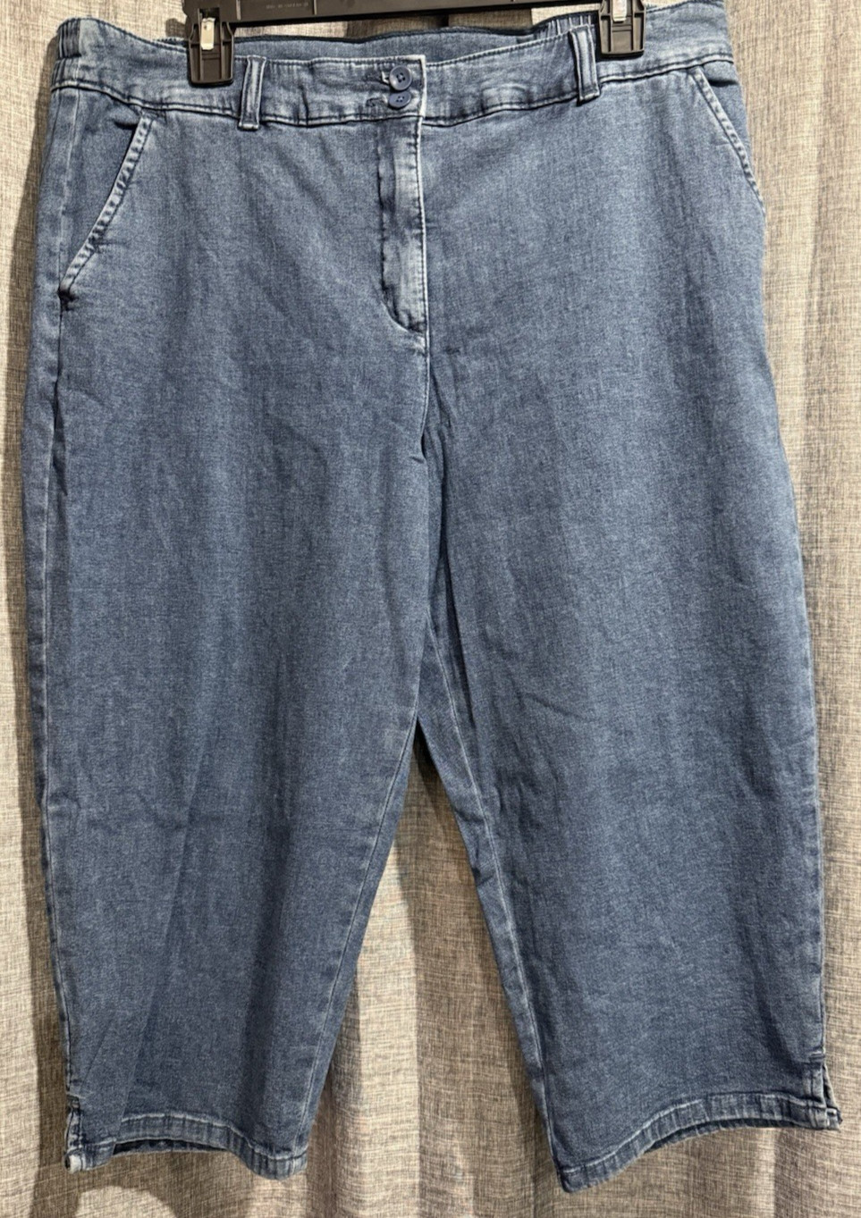 Capris Pockets Nwt