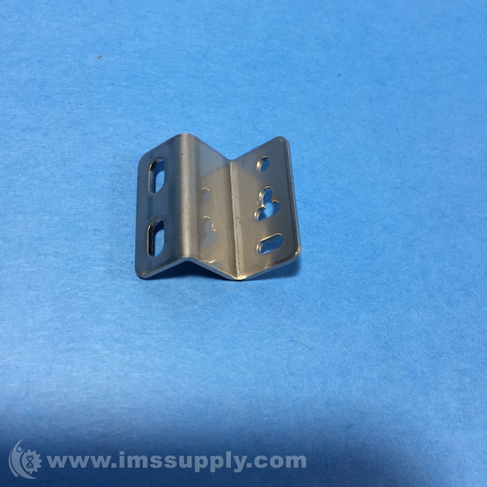Omron E39-L118 Mounting Bracket FNIP