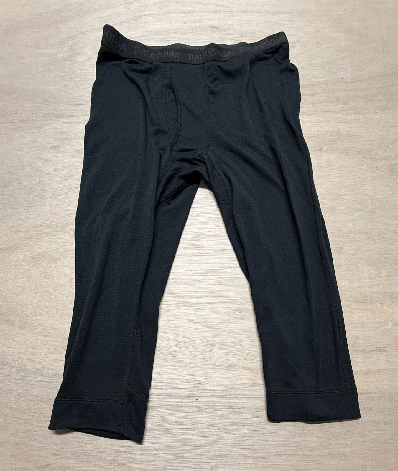 Patagonia Capilene Lightweight Bottoms Men L Black Baselayer Thermal Pants 193
Opens in a new window