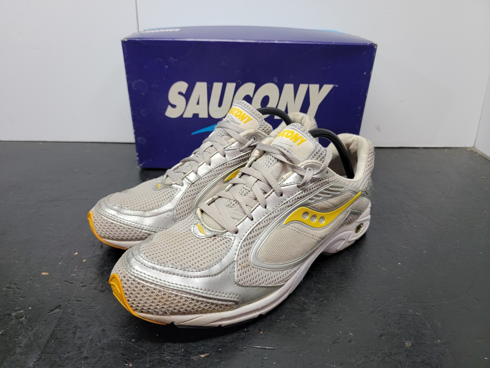 Saucony Grid Fast switch Silver Yellow Size 11.5 Men Running Golf Athletic