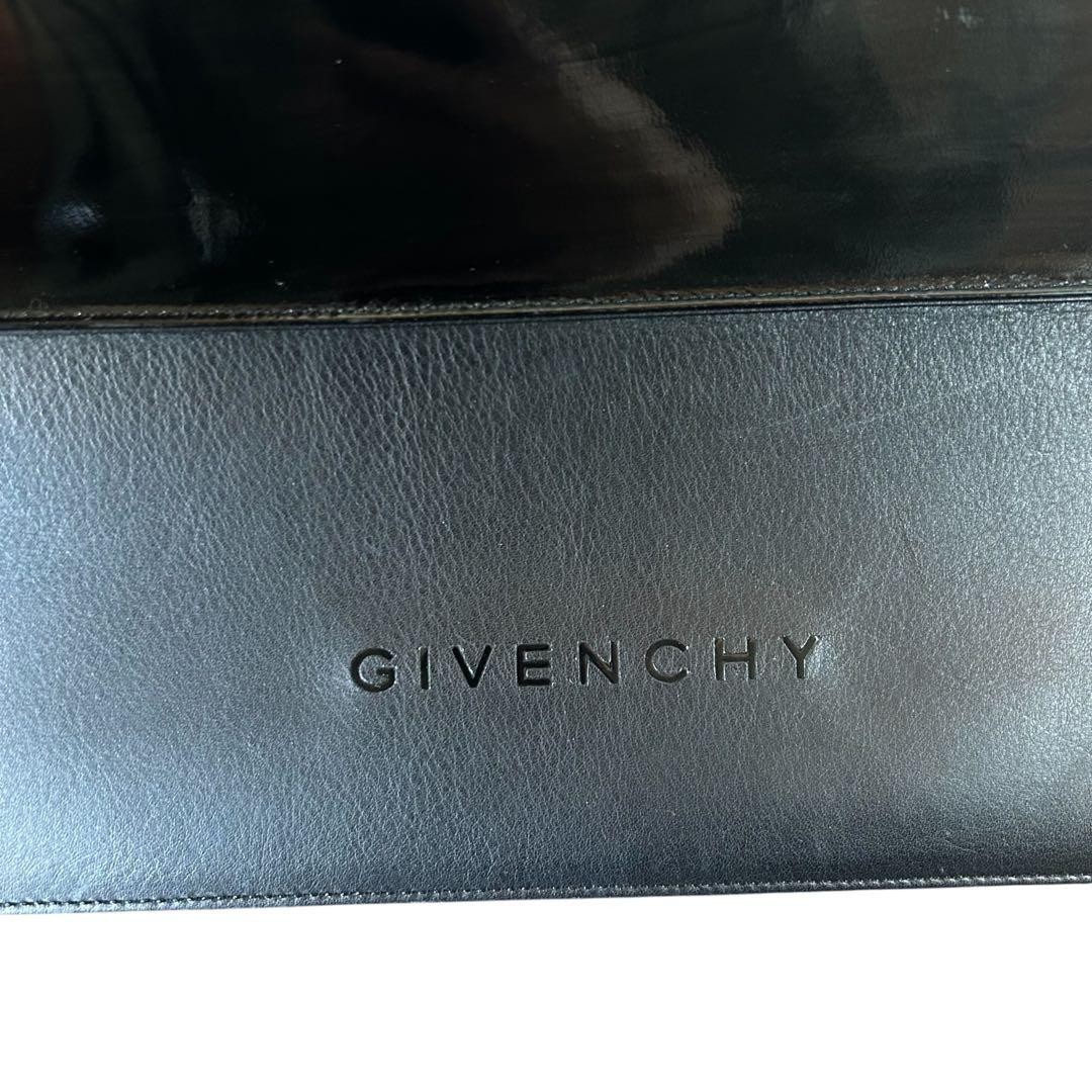 Givenchy Black Leather Enamel Handbag AB Condition Women’s Fashion thumbnail 9