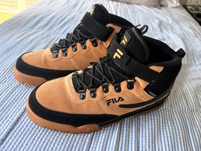 Waterproof FILA Blazer Tech boots, retro style, excellent condition