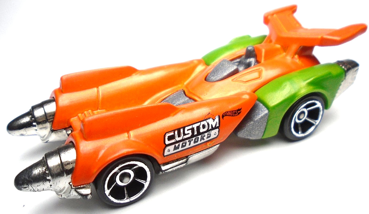 2015 HOT WHEELS OLLIE ROCKET CUSTOM MOTORS ORANGE DIECAST 3" RACE CAR W/ GREEN