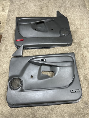 Galaxymotoinc Gloss Black Door Handle Set & Tailgate Cover – For 99-06 Chevy Silverado (No Keyhole)
