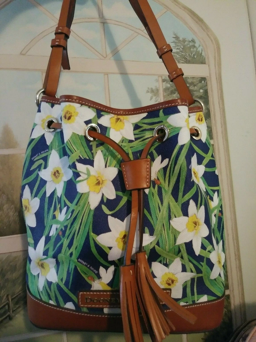 THE BLUE DAFFODIL BAG | The YV Brand