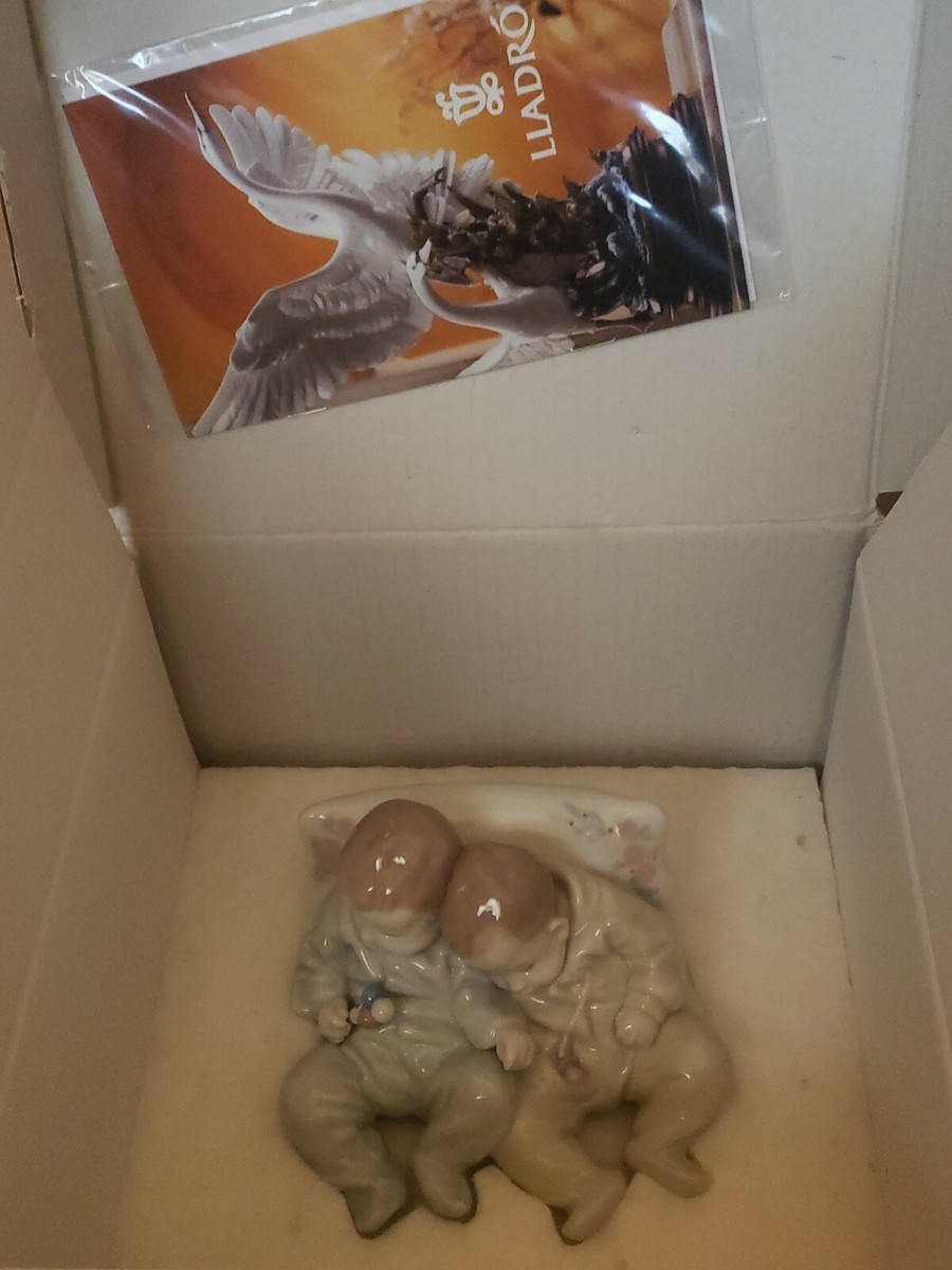 Lladro 5772 Baby Dreams Obsolete Figurine | eBay