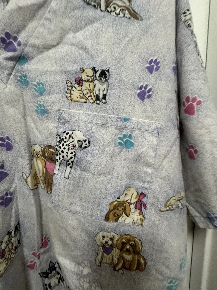 Scrub Top Dogs & Cats Print Pattern Measurement- 27” Pit To Pit, 18” Vertical  - Image 2 of 4