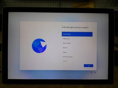 Microsoft Surface Pro 7+ 1960 12.3'' i5-1135G7 8GB RAM 256GB SSD Win11P