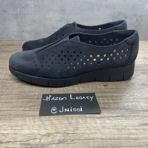 Mocassini Clarks~Donna~Artigianali "Daelyn"~Nabuk Traforato Blu~8 M