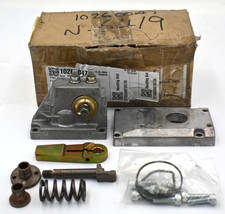 DANFOSS PVM120 155G305000 MECHANICAL ACTUATOR YOKE HYD PROPORTIONAL VALVE