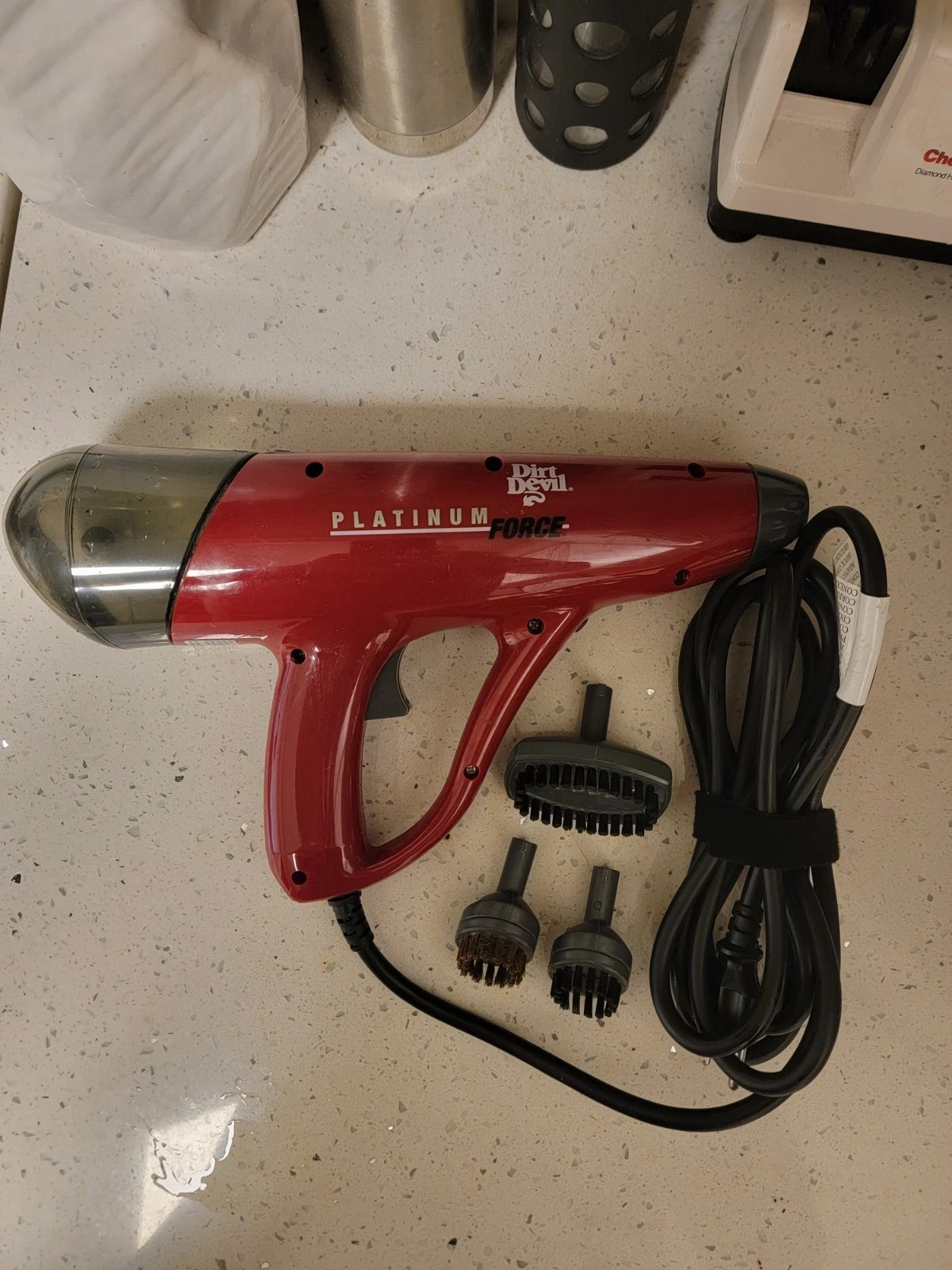 Dirt Devil Platinum Force Steamer HDG600 Used. Tested. Working Fine.