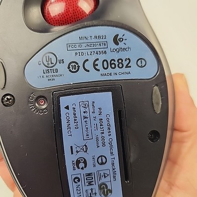 Logitech Cordless Optical Trackman T-RB22 Mouse and Receiver TRB22