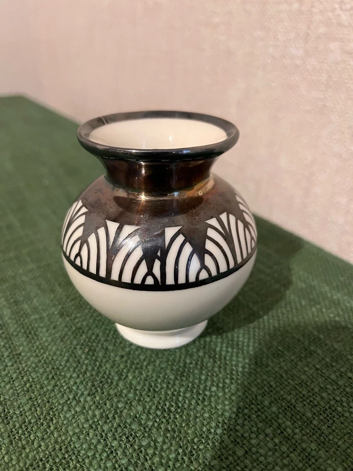 Vase von Friedrich Deusch mit Silver-Overlay