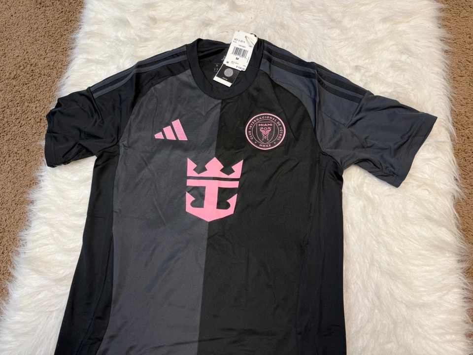 Camiseta de futebol Adidas Inter Miami FC 25/26 Messi preta masculina tamanho médio JI6821 - Imagem 2 de 4