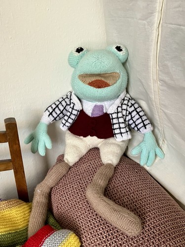 Handmade Knitted Mr Toad The Wind In The Willows Soft Toy Vintage Homemade 1970s - Picture 3 of 20