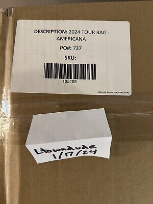 Scotty Cameron Staff Bag 2024 Tour Bag Americana IN HAND Scotty Cameron Staff Bag 2024 Tour Bag Americana IN HAND