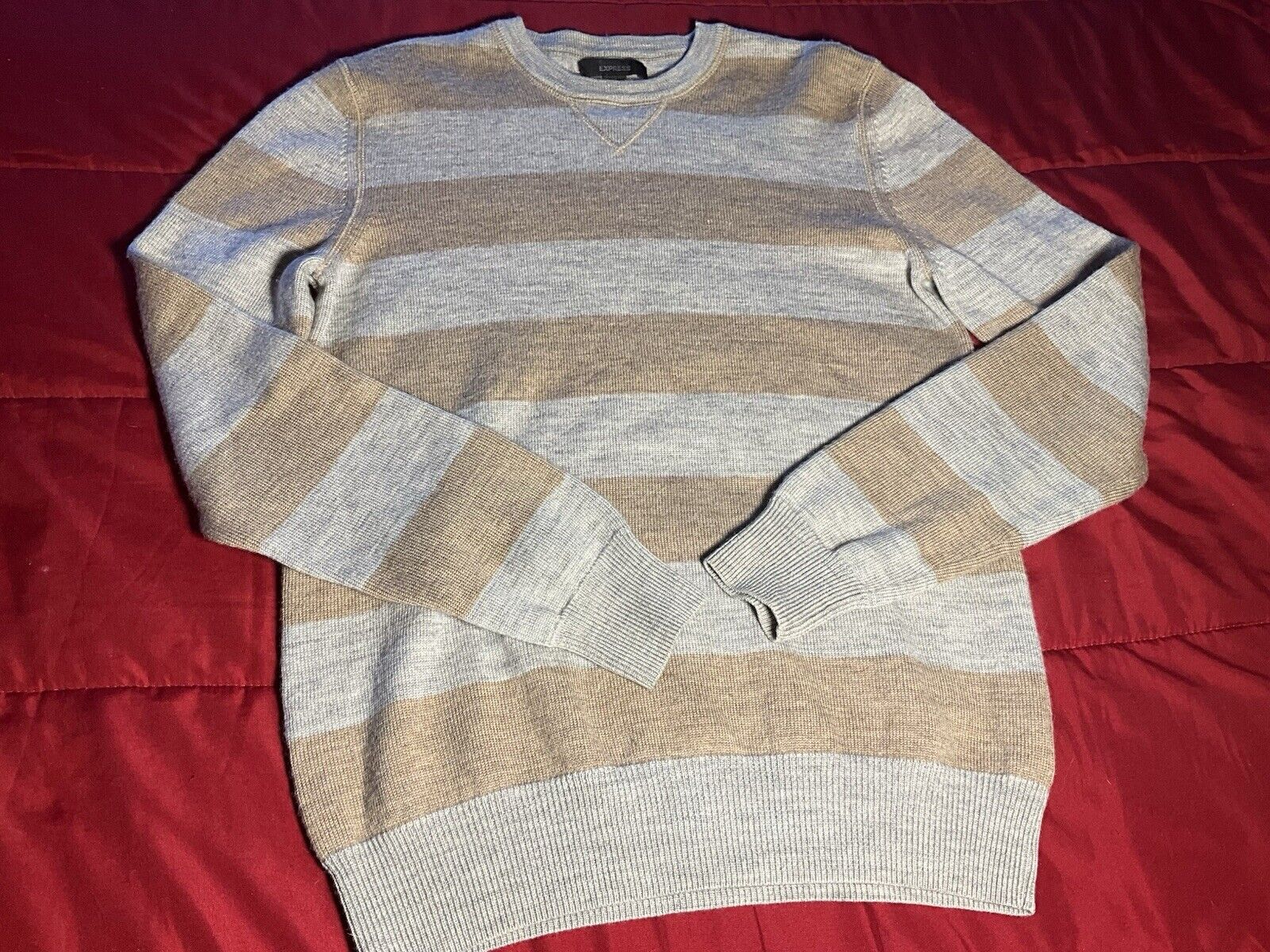 Foto 1 di 12