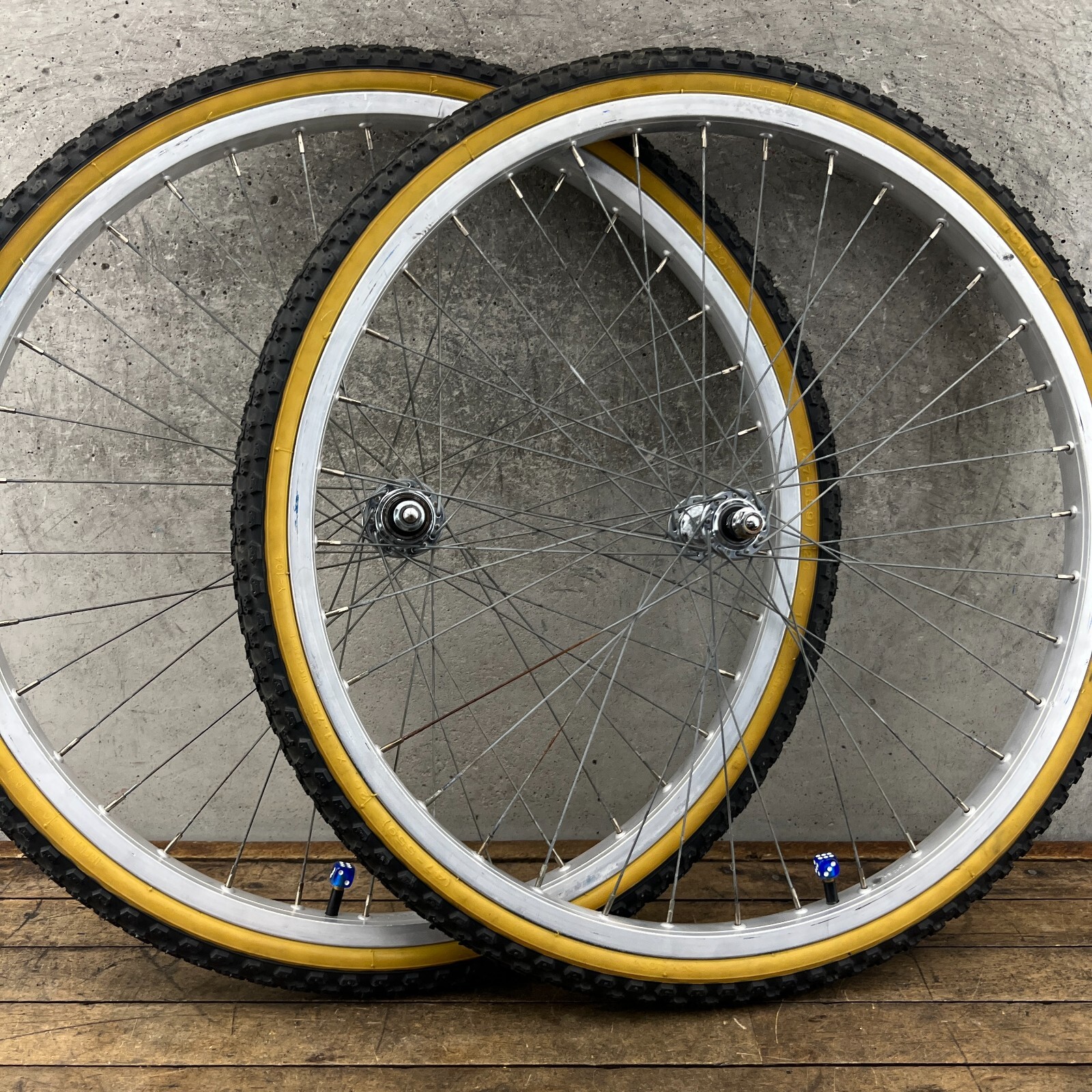 Old School BMX Araya 7x Wheel Set 26" Suzue Sealed Bearing 36 80s 84