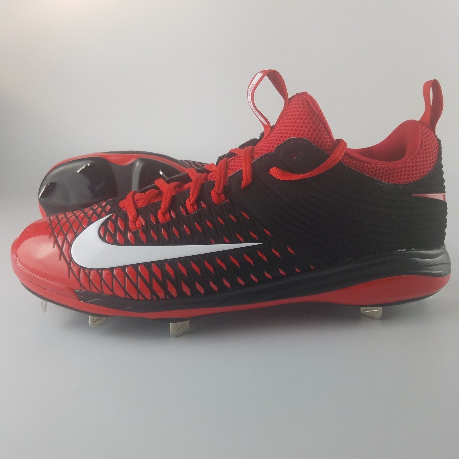 mike trout spikes 2019