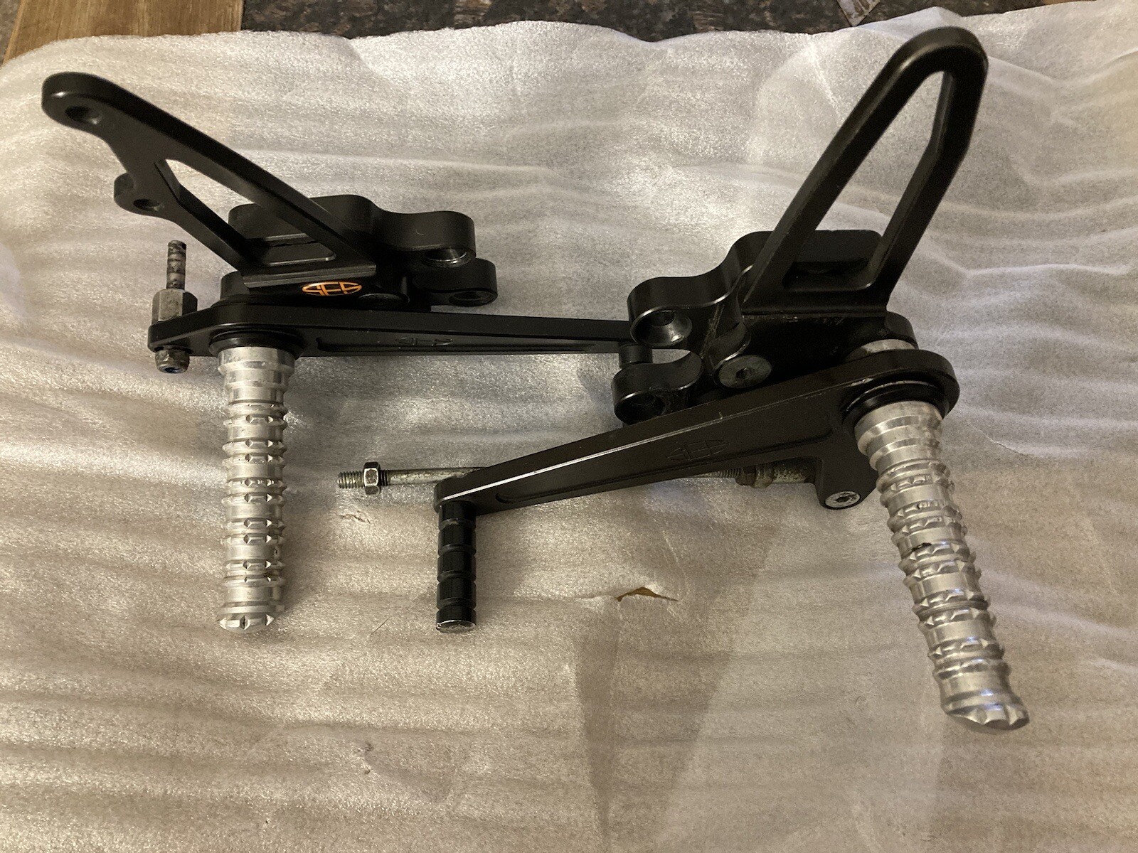 Gsxr 1000 K5k6 SES Rearsets eBay