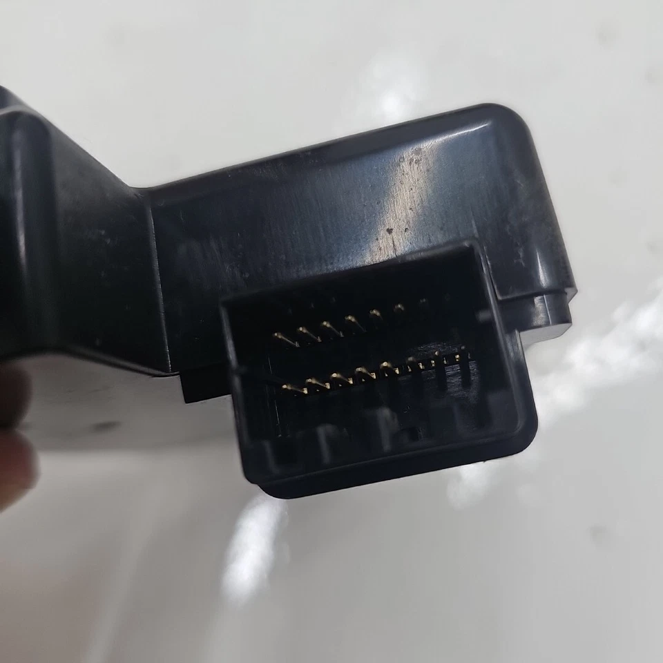 DRIVERS POWER SEAT switch CONTROL MEMORY KIA SEDONA 06 07 08 09 10 11 12 14 - Image 4 of 4