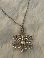Sterling Silver 925 Snowflake Pendant Necklace 22  chain