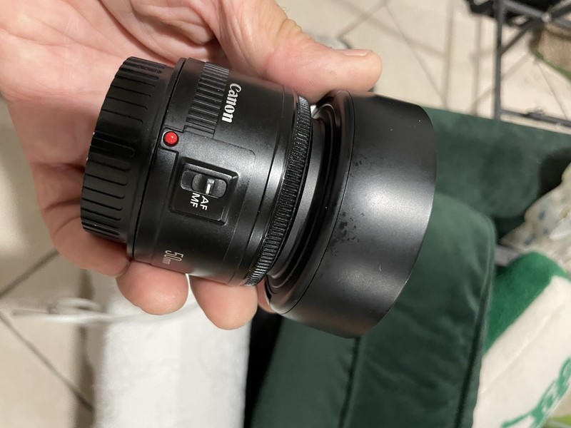 Canon Lens EF 50mm 1:1.8 II With Caps/52mm Filter/ SN 47456622