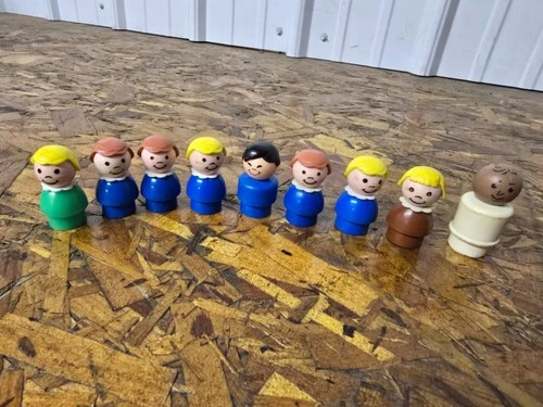 Fisher Price Vintage Little People Lot of 9 Figures Plastic